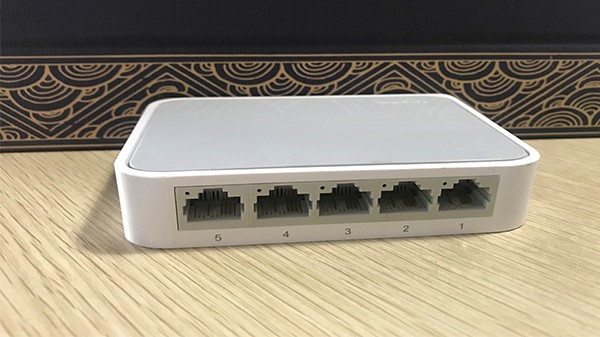 同心智能普通交換機(jī) 同心智能普通交換機(jī)